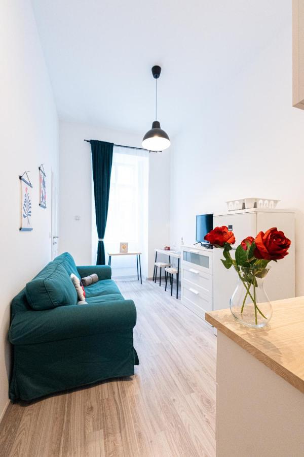 King Seventeen Homes Budapest Exterior foto