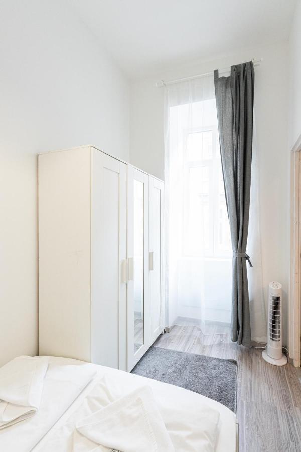 King Seventeen Homes Budapest Exterior foto